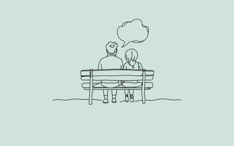 inimesed jutustavad pargipingil